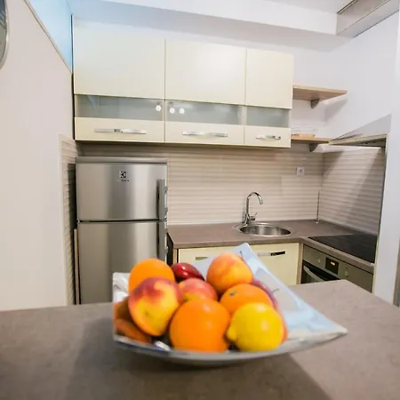 公寓 With A Parking Space - 13025 *